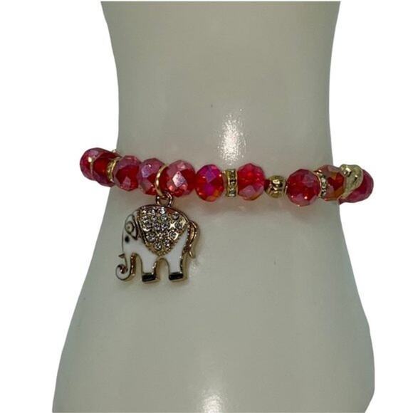 New NWT Red Beaded Gold-Tone Rhinestone Elephant Pendant Stretch Bracelet - Picture 1 of 7